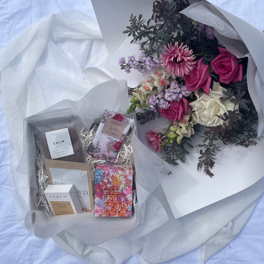'Florals & Relax' Gift Hamper